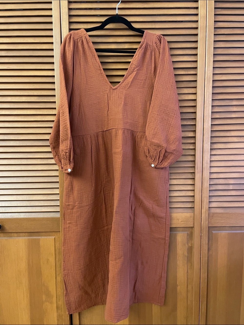 NWT - Madewell Lightspun V-Neck Midi Dress
